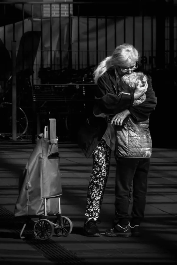 (Ph Isa De Santis)